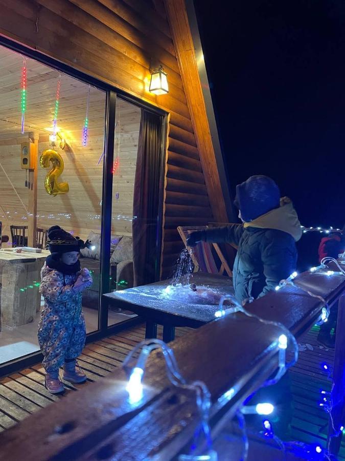 Alone Cottage Kazbegi Exterior photo