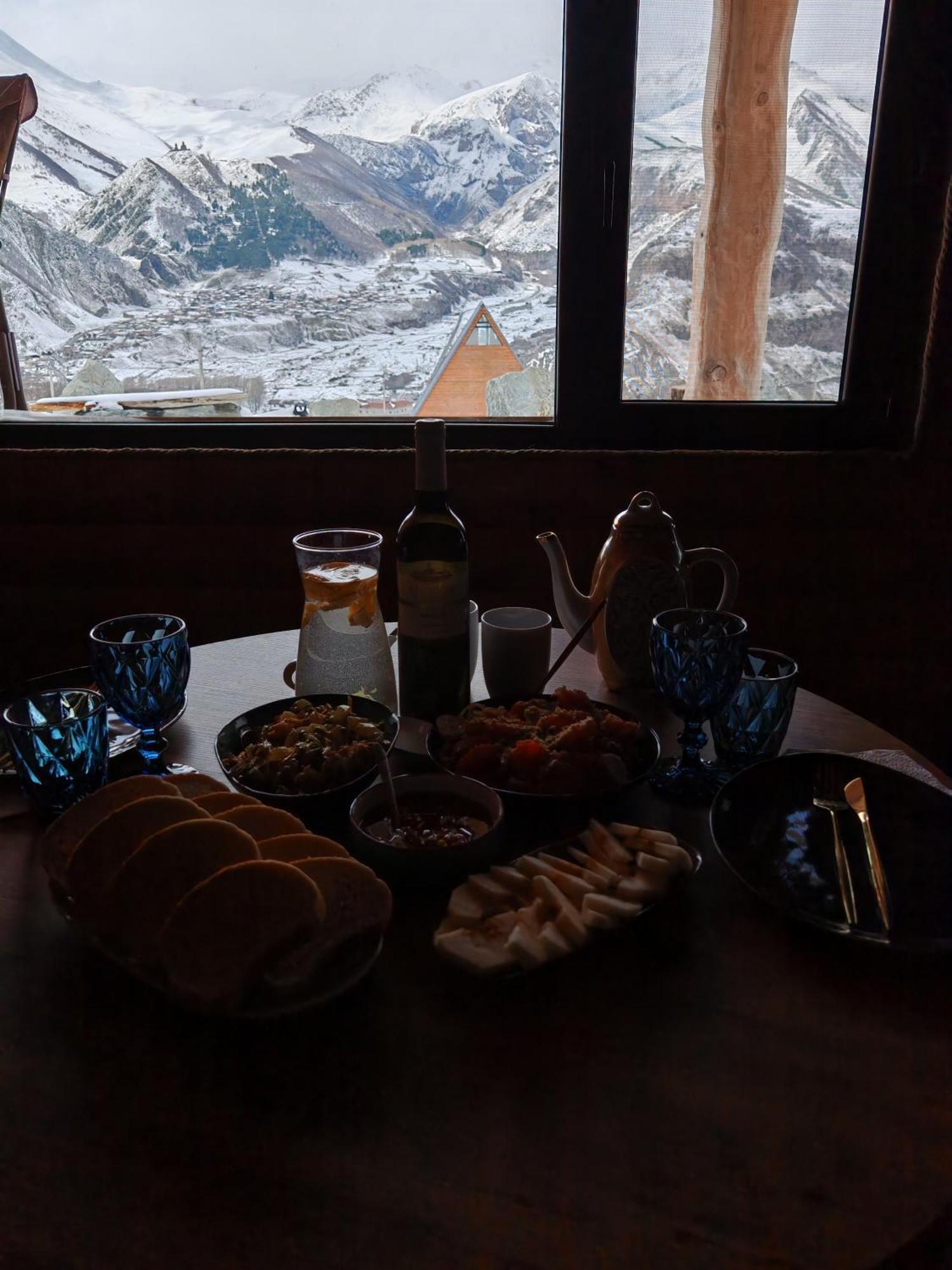 Alone Cottage Kazbegi Room photo